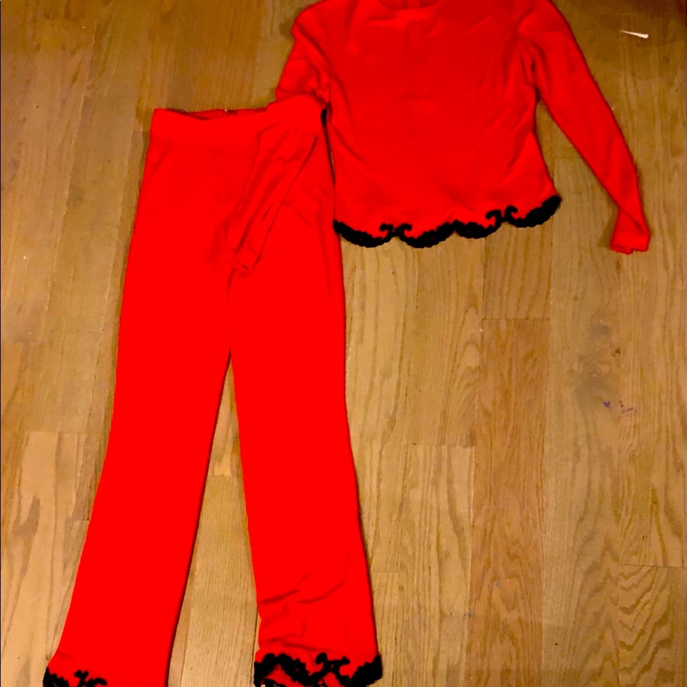 Leisureware Outfit